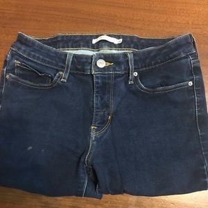 Levi’s 711 skinny jeans